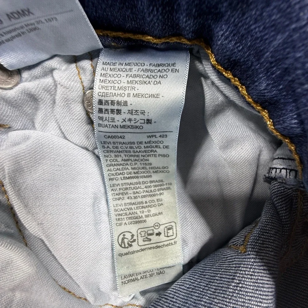 Levis 559 Relaxed Straight Jeans Mens 46x30 Medium Wash Blue Denim